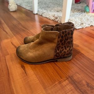 Cat & Jack Cheetah print boots